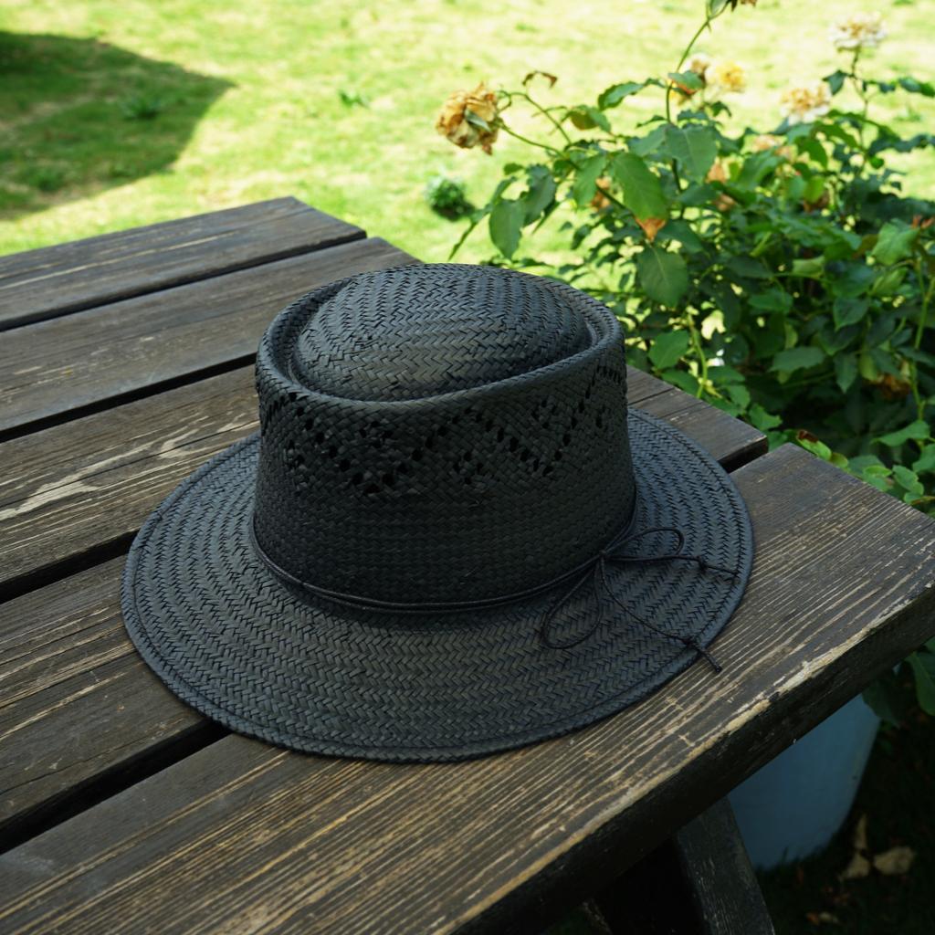 Japanese Retro Black Handmade Hollow Woven Wide-Brimmed Flat-Top Top Top Hat For Men And Women Summer Vacation Sunshade Sunscreen Straw Hat