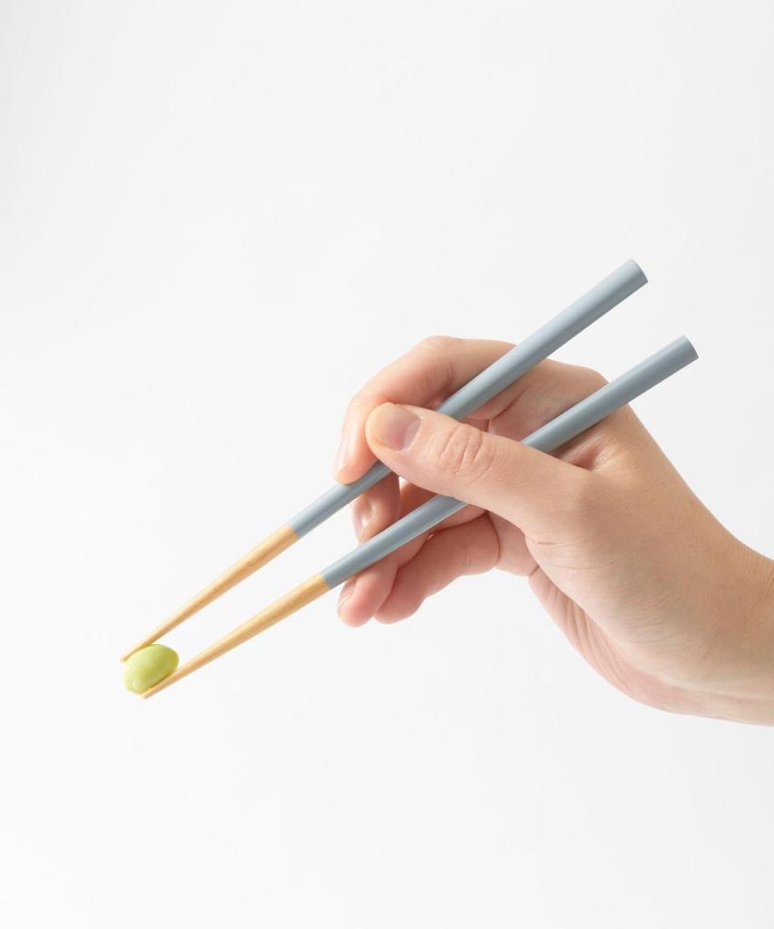 BRUNO Wakasa Lacquer Lunch Chopsticks with Case, Wooden Chopstick Case Set, Dishwasher Safe, Ivory, No Sizes Available, RBHK015-IV