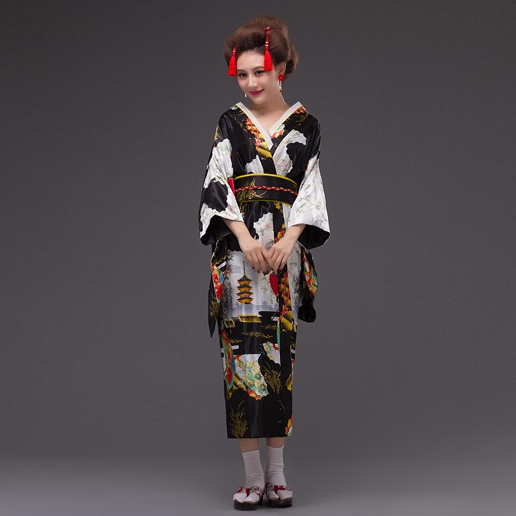 Vintage japonské kimono pro fotografování a scénické vystoupení