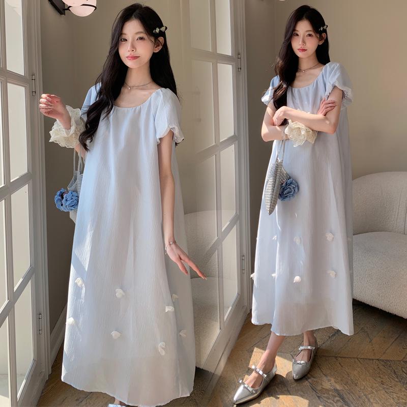 Elegant Korean-Style Maternity Dress 2026: Fresh, Loose, and Lightweight Over-the-Knee Summer Dress