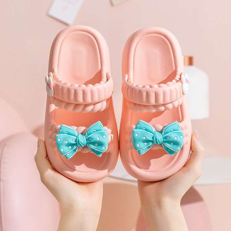 Girls' Sandals Summer 2025 New Middle-aged and Older Children's Beach Non-slip Bows, Foreign-style Thick-soled Parent-child Cool Slippers