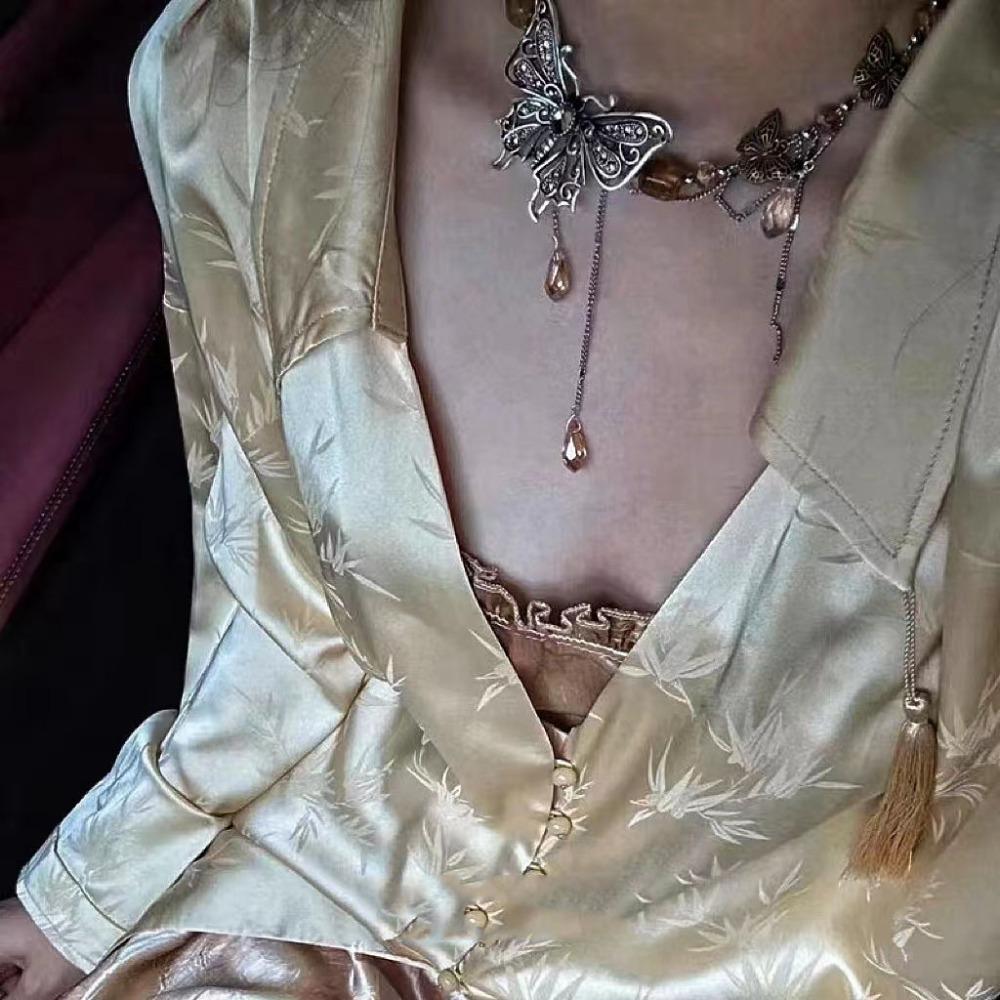 

Butterfly Tassel Necklace Retro Double-layer Tiger s Eye Stone Neck Chain Light Luxury Niche Design Temperament Spice Girl Collar