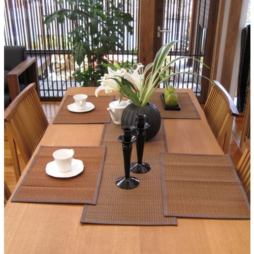 Yonaguni Table Runner, Approximately 32 X 120 Cm (brown)