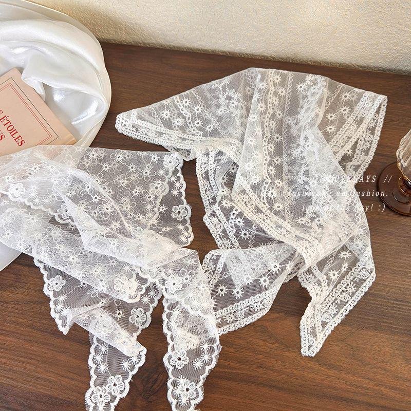 Foulard Triangolare da Donna in Pizzo Floreale: Elastico e Fascia per Capelli in Seta