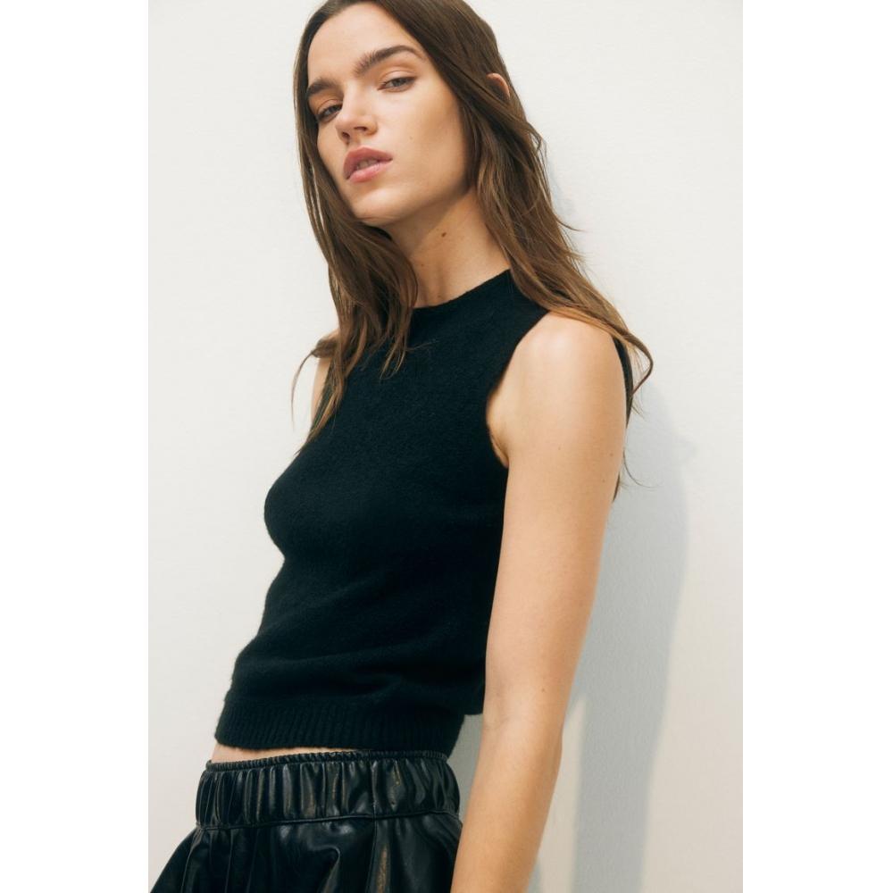 

Жилет свитер HM черный