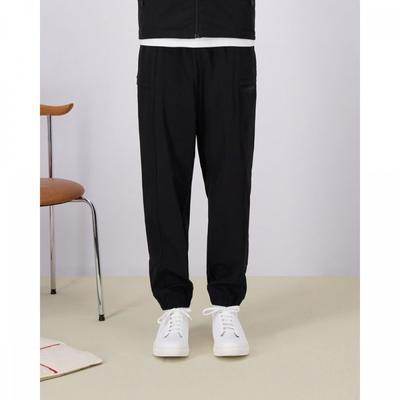 Unterteile – Hosen & Kniehosen