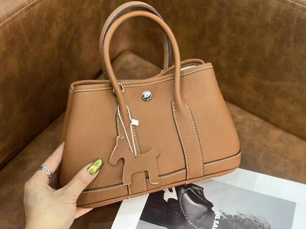 Women's Genuine Cowhide Leather Garden Tote - Large Capacity Bucket Shoulder Bag