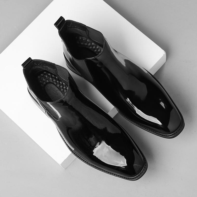 Pánské módní Chelsea boty Černé ležérní nazouvací krátké boty Vintage móda Kovbojské kotníkové boty Lakovaná kůže Ležérní lesklé kotníkové boty