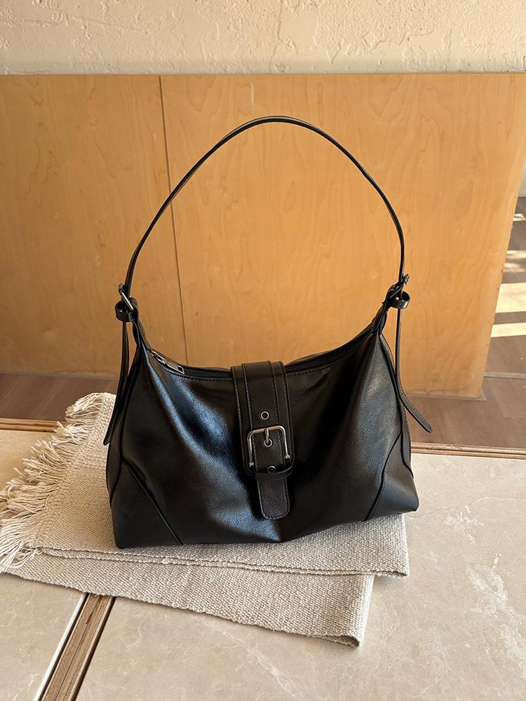 

Niche Commuting Retro High-end Lazy Armpit Bag, New Fashionable and Versatile Handbag, Single Shoulder Crossbody Bag, Trendy чёрный