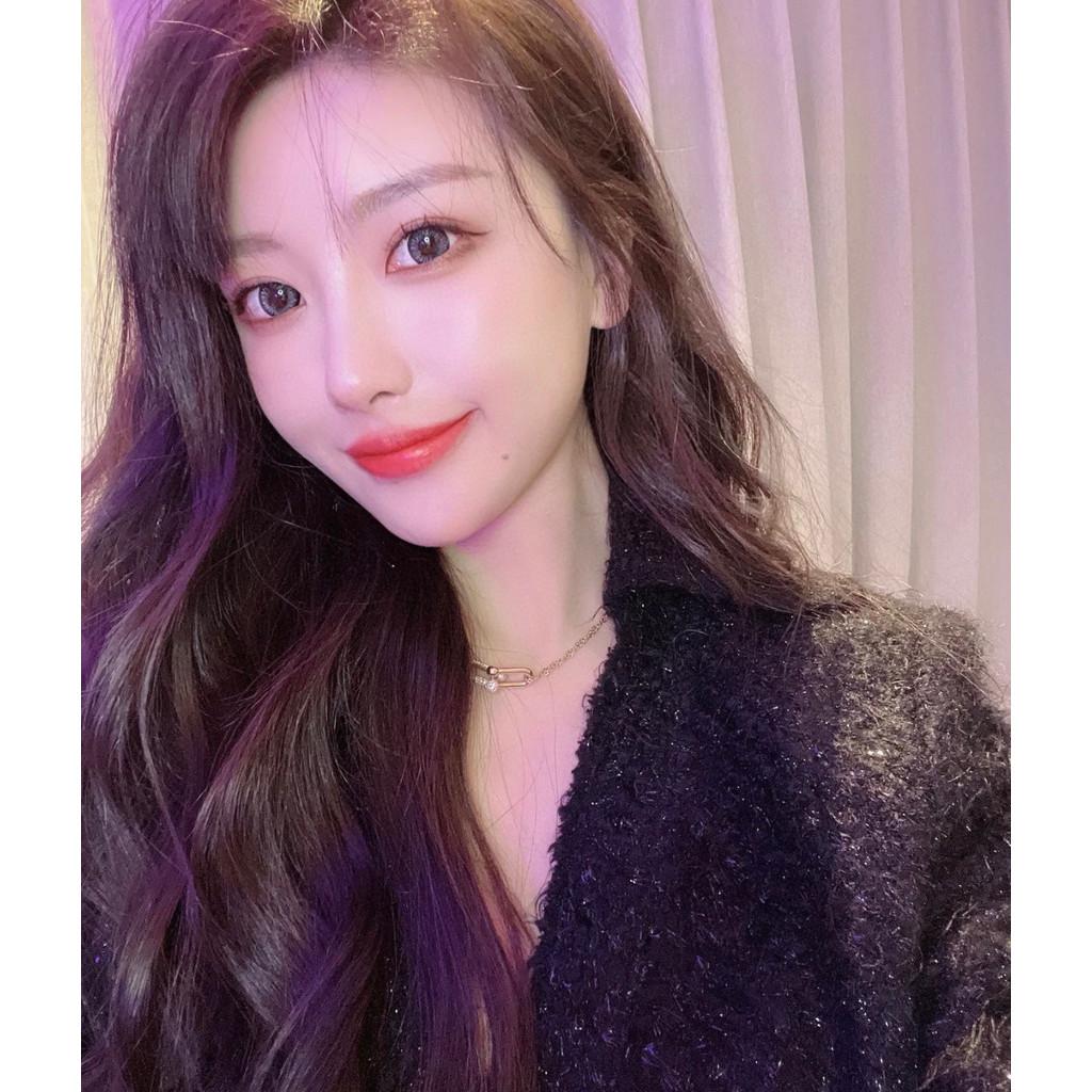 Double ring necklace electroplated with 18k precision high version, elegant subversive spirit coexists. Strolling through New York's Ladies' jewelry