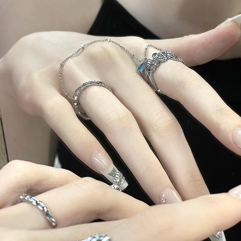 Irregular French Pleated Oil Drip Chain Niche Design Ring Female Personality Blue Fishtail Zir*****Pen Ring