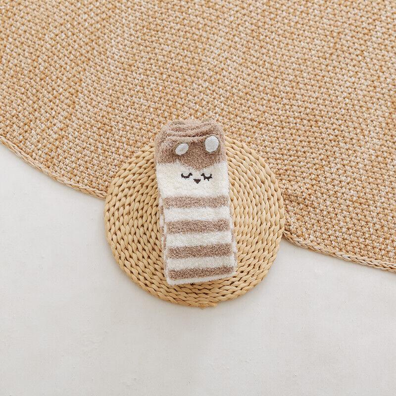 Kurze/lange flauschige warme Bettsocken, kniehoch, für den Winter, schwarze Pfote, Katze im Hut, weich