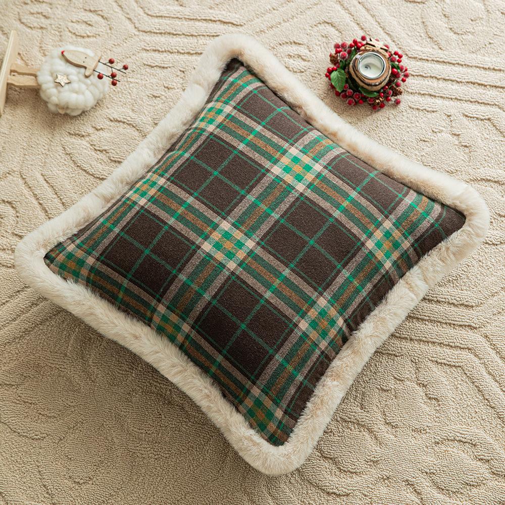 

Christmas Plaid Pillow Cover Winter Faux Rabbit Fur Living Room Sofa Cushion with Fluffy Edge Holiday Decor 30 * 50cm