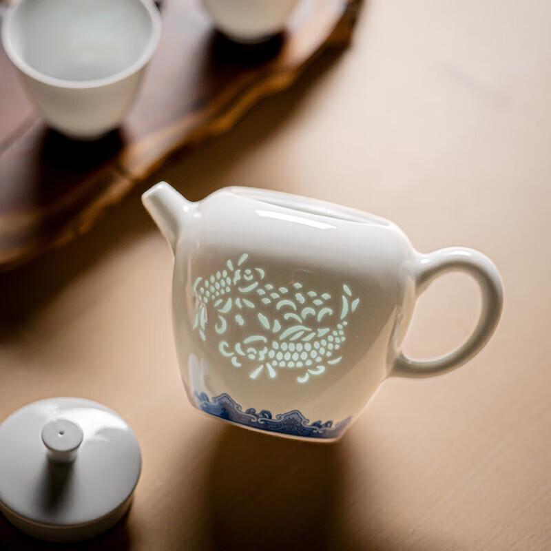 Jingdezhen Lotus Fish Ceramic Travel Tea Set