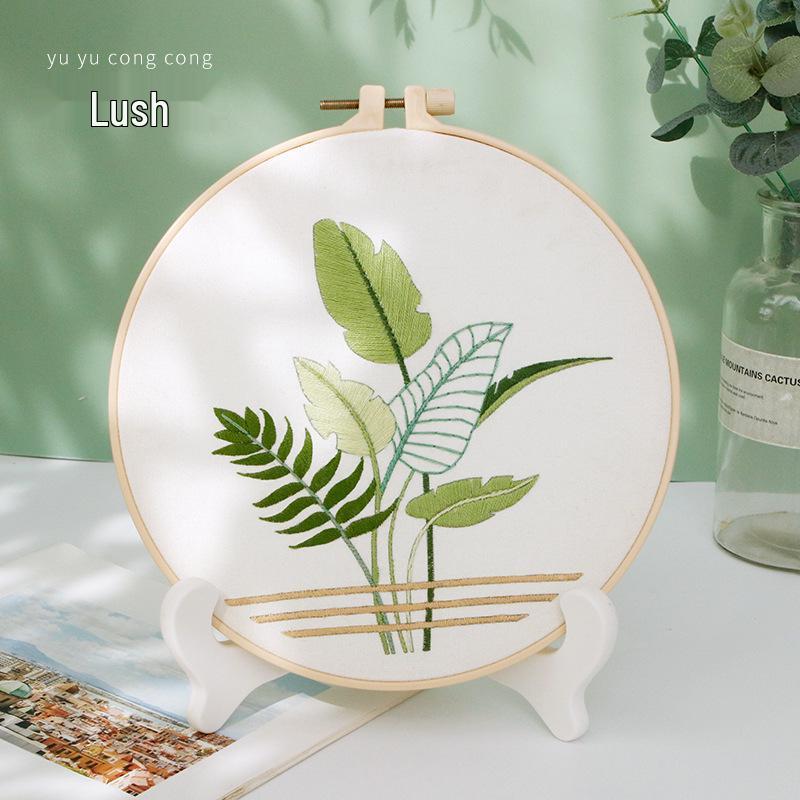 Nordic DIY Embroidery Kit: Beginner's Fresh Floral Fabric Art Set