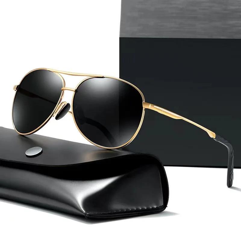 Luksuriøse Metall Fotokromatiske Solbriller Menn Kvinner Mote Polariserte Solbriller Stilig Kameleon Antirefleks Kjørebriller UV400