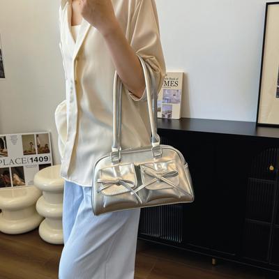 2025 Nischen-Bogen-Baguette-Tasche Mode-Cross-Spiegel-Umhängetasche Gefühl von Unterarmtasche Damen-Neues Modell