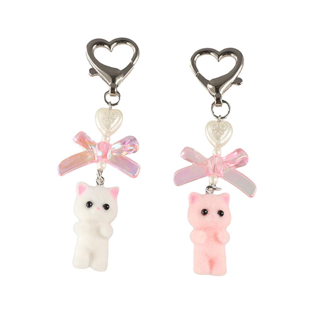 

Flocking Cat Pendant Keychain Cartoon Animals Pendant Key Chain Heart Bow Shaped Key Ring Women білий