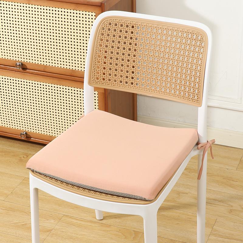 Japanese Square Chair Cushion - Multi-Season Seat Pad for Students, Cars, Offices, and Tatami.