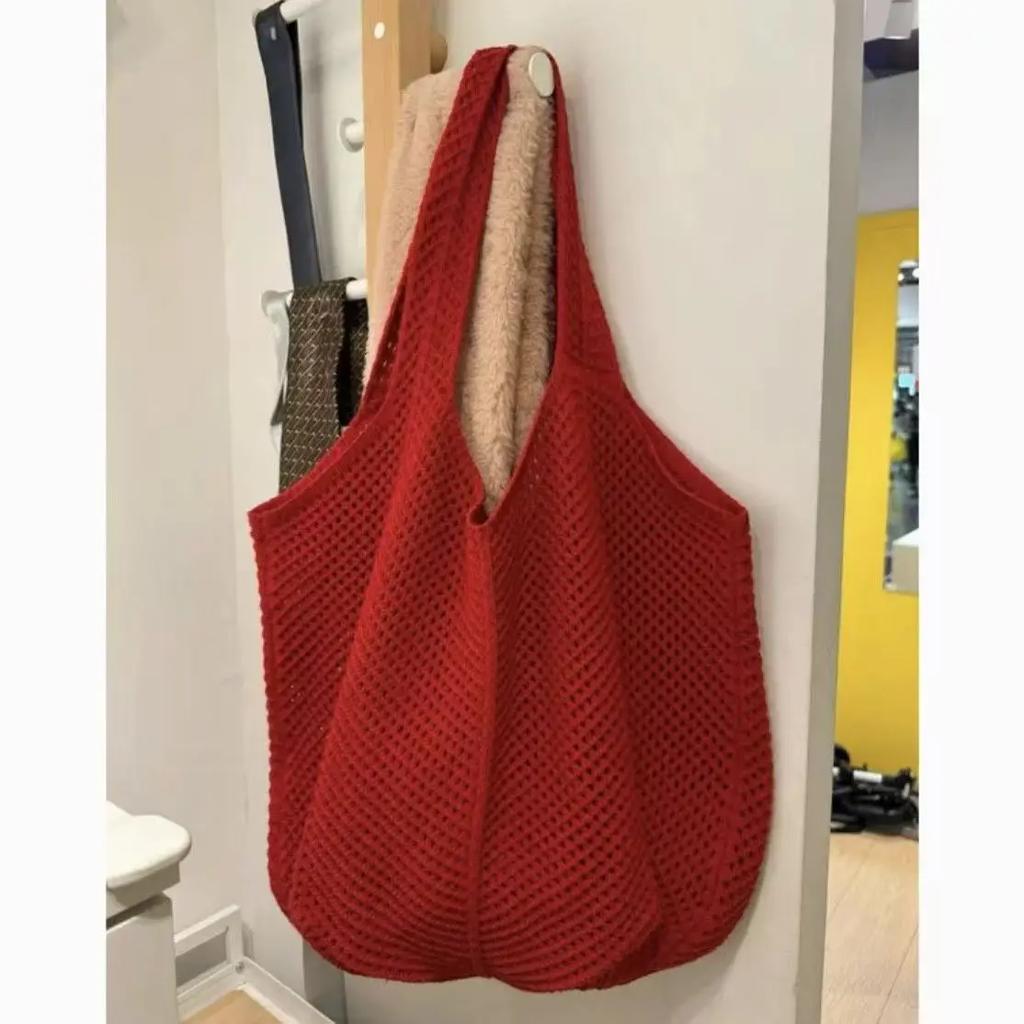 Large Capacity Ladies Vacation Beach Bucket Tote Hollow Design Travel Female Handbags Casual Simple Women Knit Shoulder Bags