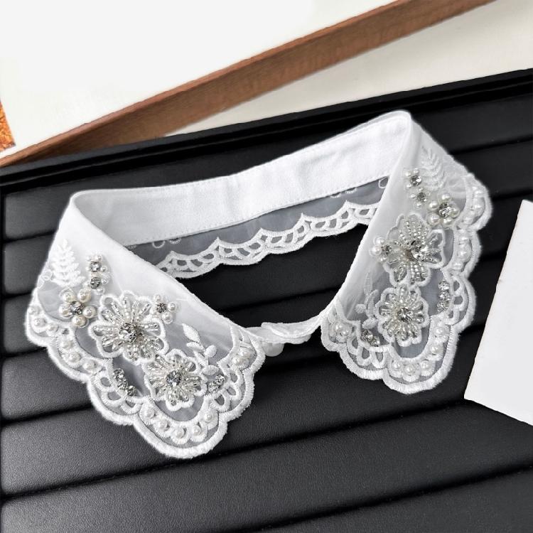 Eleganter Wiederverwendbarer Falscher Kragen Verziert mit Künstlichen Perlen Design Freundliches Polyester Business Meeting Kragen-Enhancer