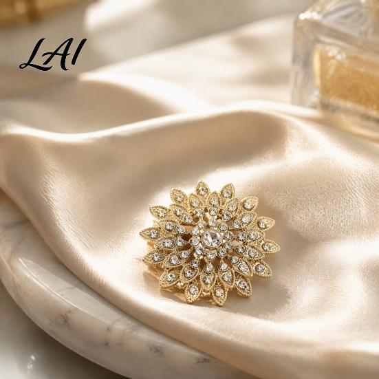 Women Fashion Jewelry Sparkling Rhinestone Sunflower Brooch Golden Plated Floral Lapel Vintage Flower Brooch Pin Dainty Clothing Accessory for Girls