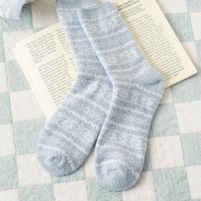 Monfoot Mens Snowflake Point Sleep Socks Blue