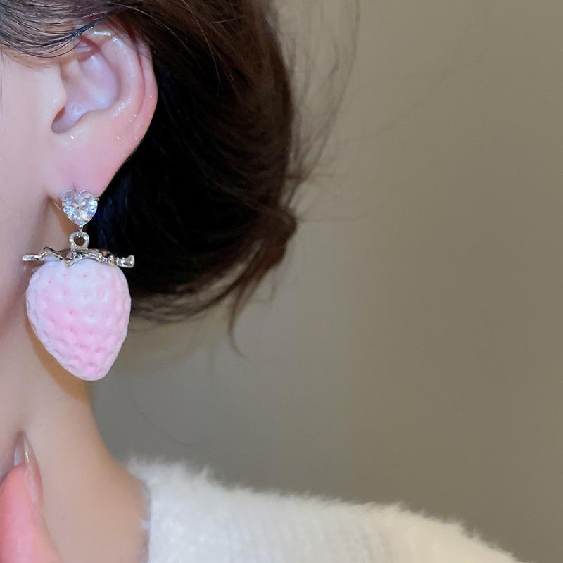 Mary Stainless steel zircon flocked strawberry earrings necklace sweetniche styleelegance jewelry suit