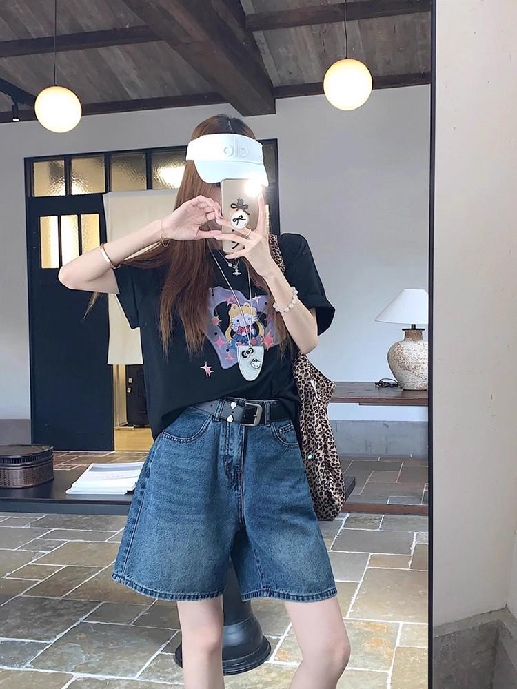 Retro Blue Korean-Style Wide-Leg Denim Shorts for Women - Comfortable and Slimming Five-Point Design with Loose Fit