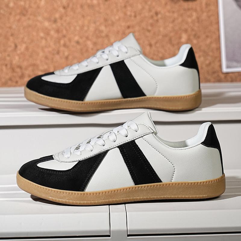 Women's Sneakers  Leather Ladies Vintage Training Shoes Spring Flat Shoes Men Casual Lightweiht Soft Soled Skateboard Shoe