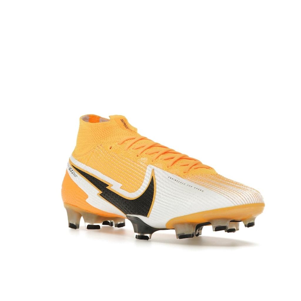 Nike Baskets unisexes Mercurial Superfly 7 Elite FG Laser Orange Blanc Noir AQ4174-801