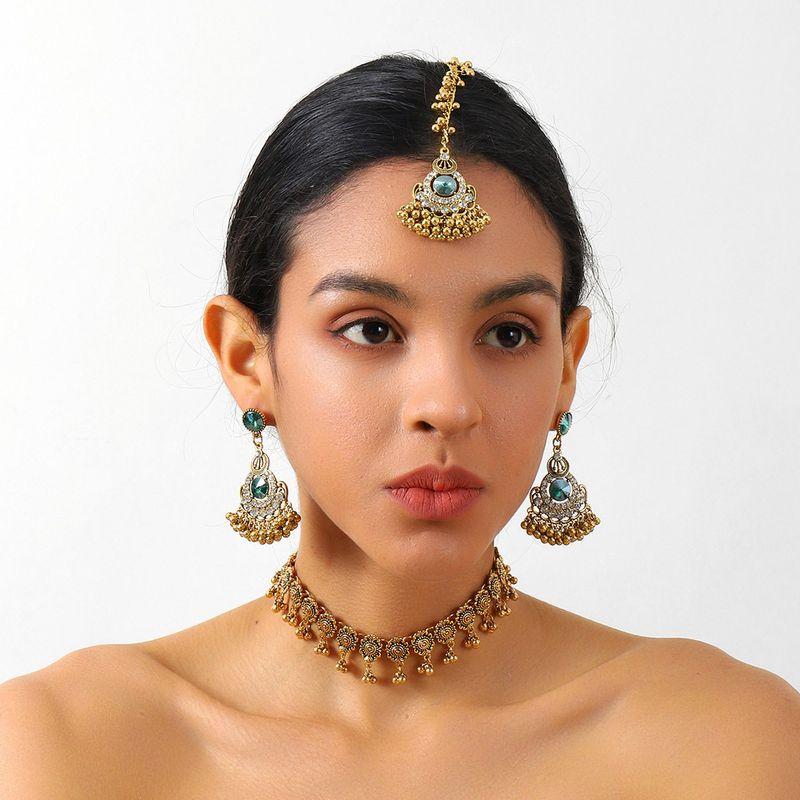 

European and American Retro Exotic Necklace Earrings Set Indian Style Heavy Metal Alloy Ethnic Style Women Jewelry Women Green