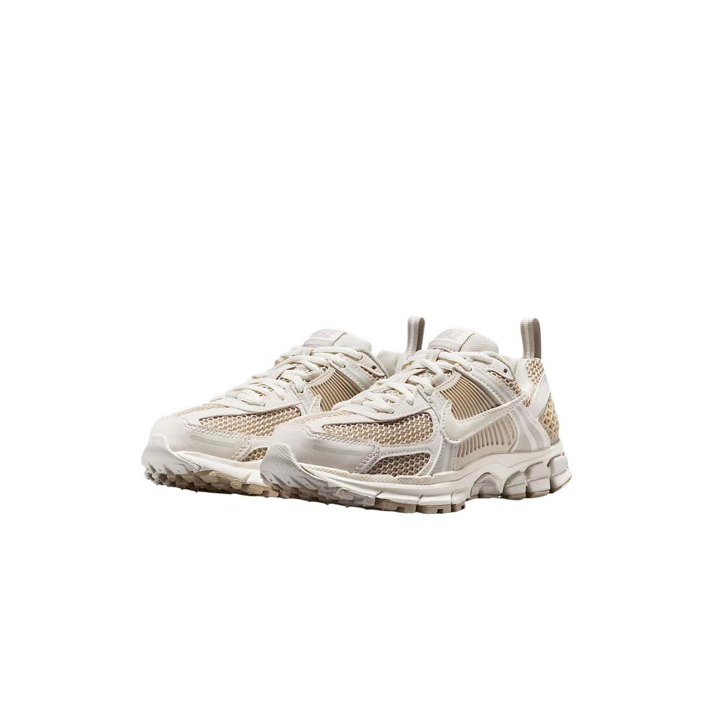Kids' Sneakers Nike Vomero 5 With Reflective Accents GS 'Phantom Cream Ii Sail Light Bone'