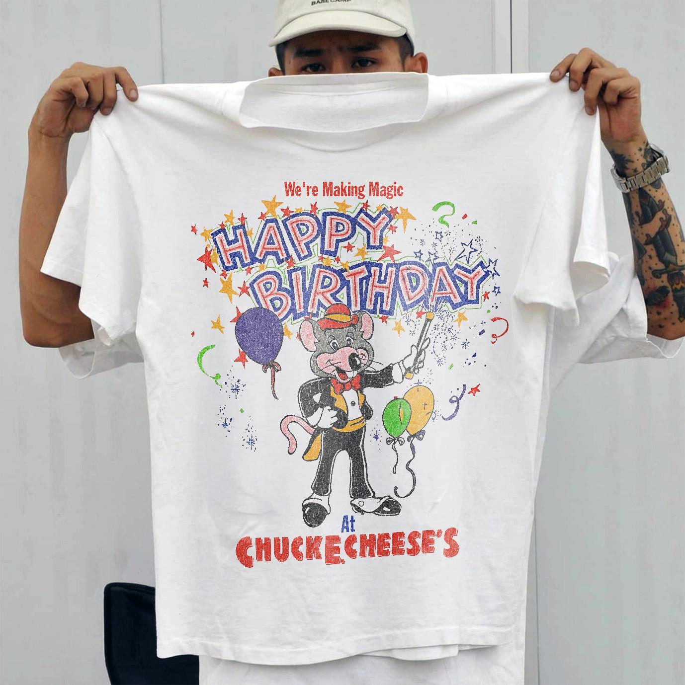 90s Chuck E Cheese Birthday Celebration Washed T-Shirt White L S