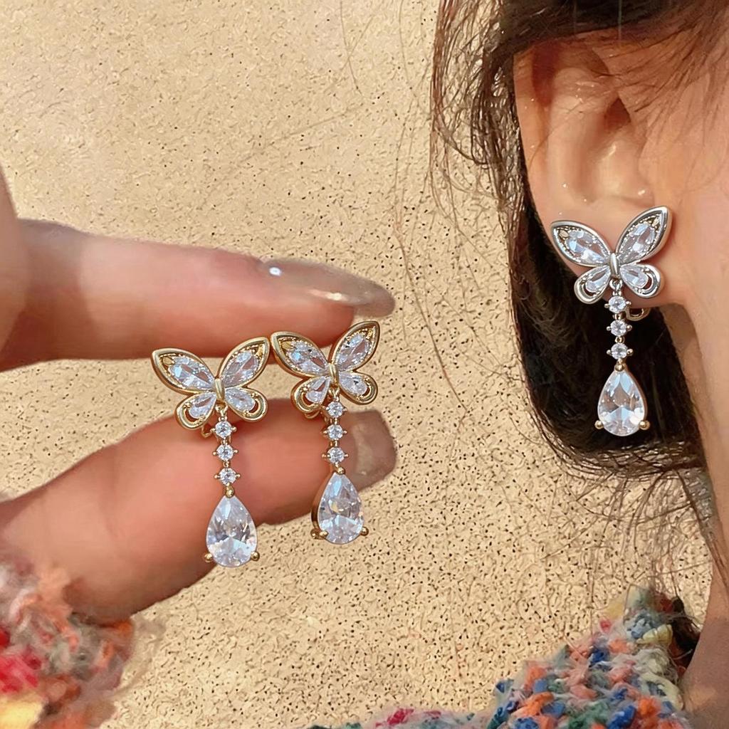 Zircon Bow Water Drop Pendant Earrings - Elegant, Personalized Design with a Luxurious Feel.