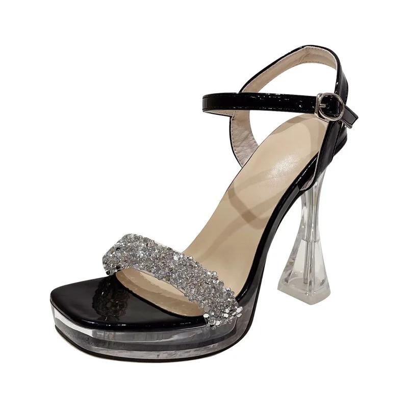 Блестящие женские босоножки со стразами на прозрачной платформе — фото 7