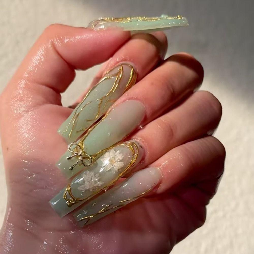 24pcs Long Water Pipe False Nails Sparkling Rhinestone White Flowers Nail Tips Green Daisies Full Cover Fake Nails DIY