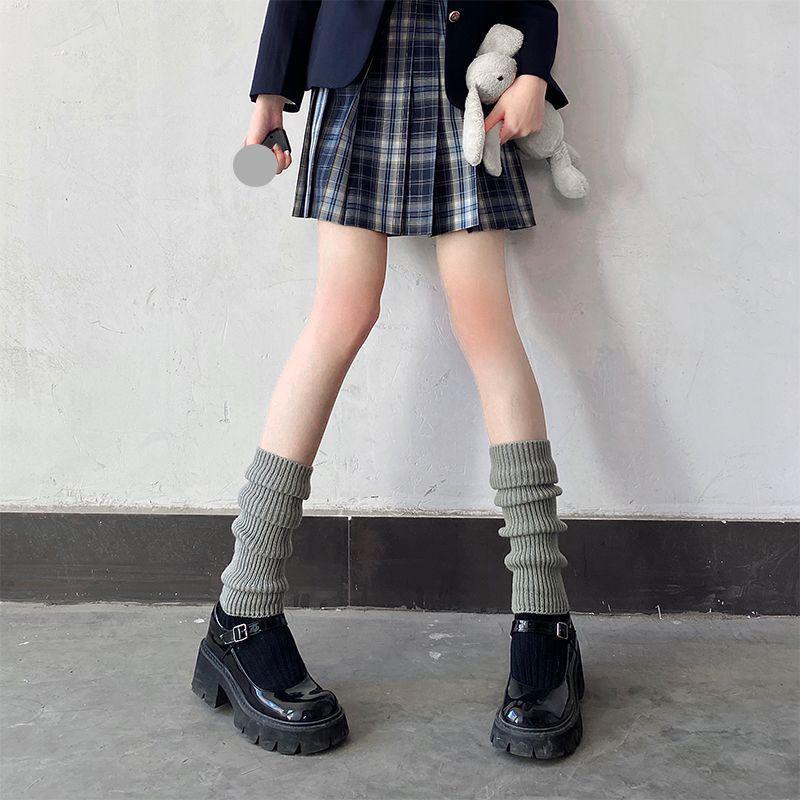 Gray Knitted Split Socks - Thick Ribbed Stripes, Calf-Length, Cozy Autumn/Winter Style, Loose Fit, Trendy Pile Socks