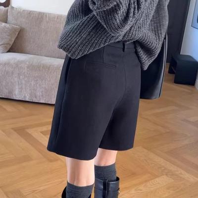 Pre-Sale Stylish Woolen Mid-Length A-Line Winter Shorts for Women