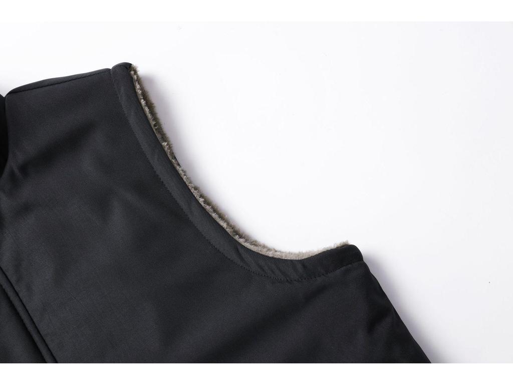 Men's Thickened Fleece-Lined Workwear Vest with Multi-Pockets for Autumn/Winter