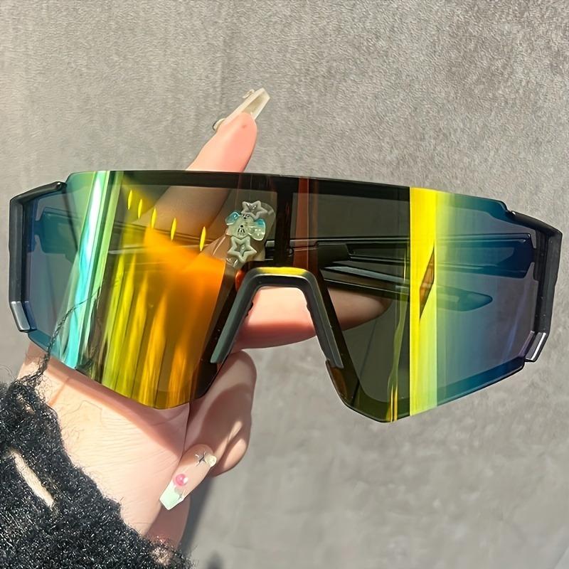 Women'S Large Frame Sports Fashion Glasses with Metal Hinge UV400 Protection Stylish Wrap-Around Design for Casual Wear