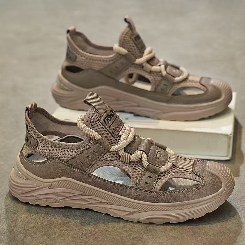 Sandals men's summer wear beach sports and leisure large size traceability hole sandals outdoor bag head foreign trade men's shoes