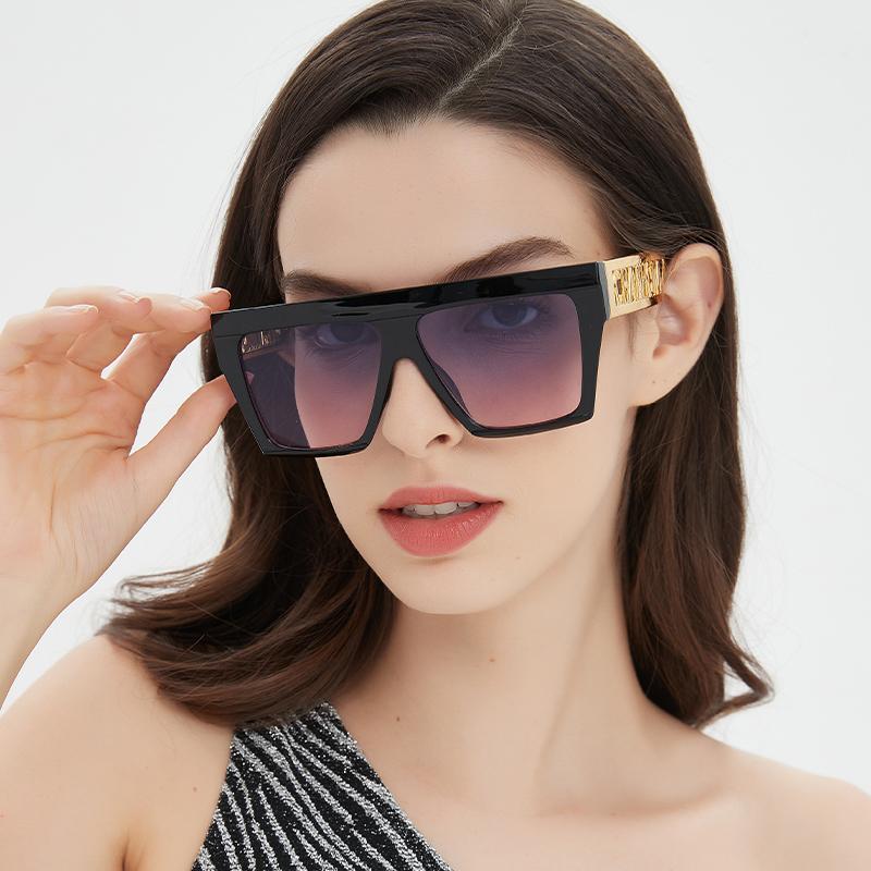 New fashion sunglasses thick legs hollow decorative women trendy sunglasses MN5541 stylish accessory