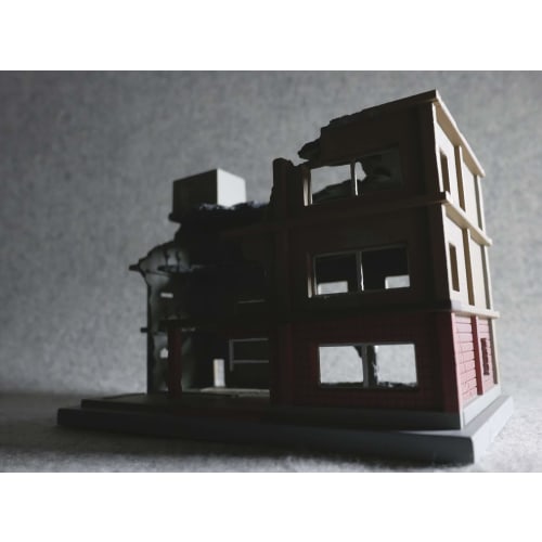 TOMYTEC 1/144 DioColle Combat Series DCM03 Destroyed Building B Pre-painted Plastic Model 311867