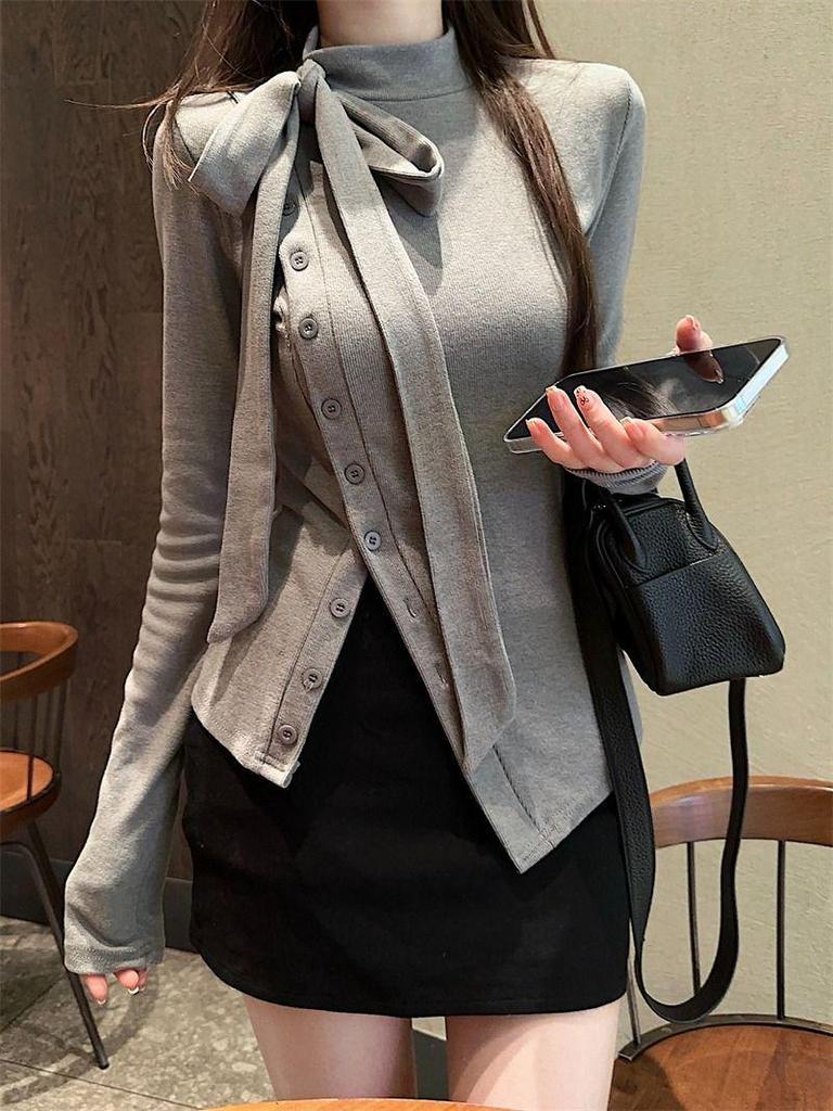 Koreanischer Stil Gebürstetes Verdicktes Langarm-T-Shirt mit Krawatten-Schnürung Stehkragen, Herbst/Winter Schlanke Passform