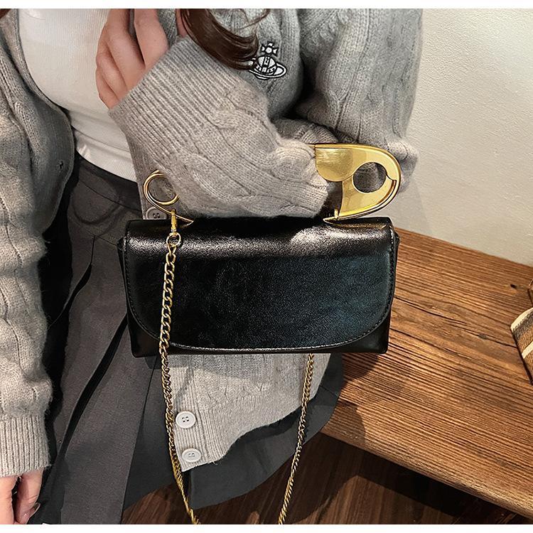 New Fashion Paperclip Design Tote Bag for Women Trendy Texture Shoulder Handbag CLE