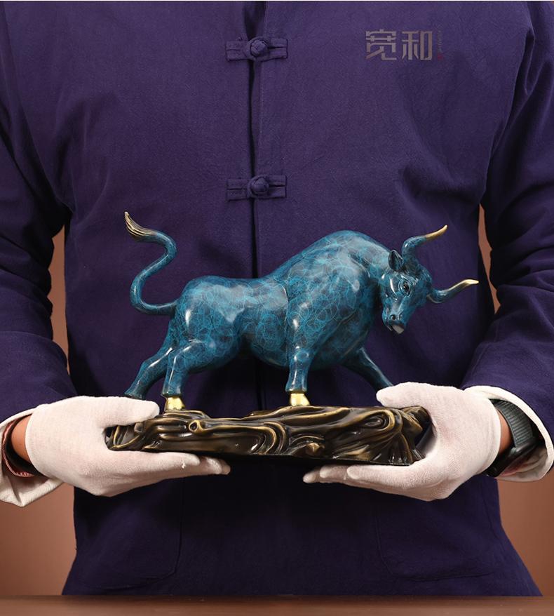 High Grade GOOD LUCK Mascot Stock Market Bull Career Wealth Bull Bronze Statue HOME Shop Club BAR Company Decoration