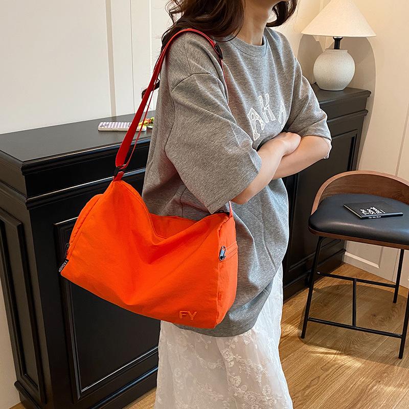 Casual Large Capacity Women Nyl Shoulder Bags Solid Color Ladies Messenger Handbags Simple Travel Sports Female Tote Bag
