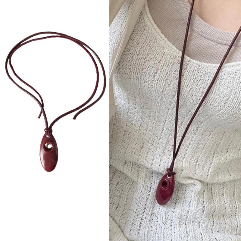Korean Sunflower Oval Burgundy Pendant Necklace - High-End Women's Sweater Chain 2024
