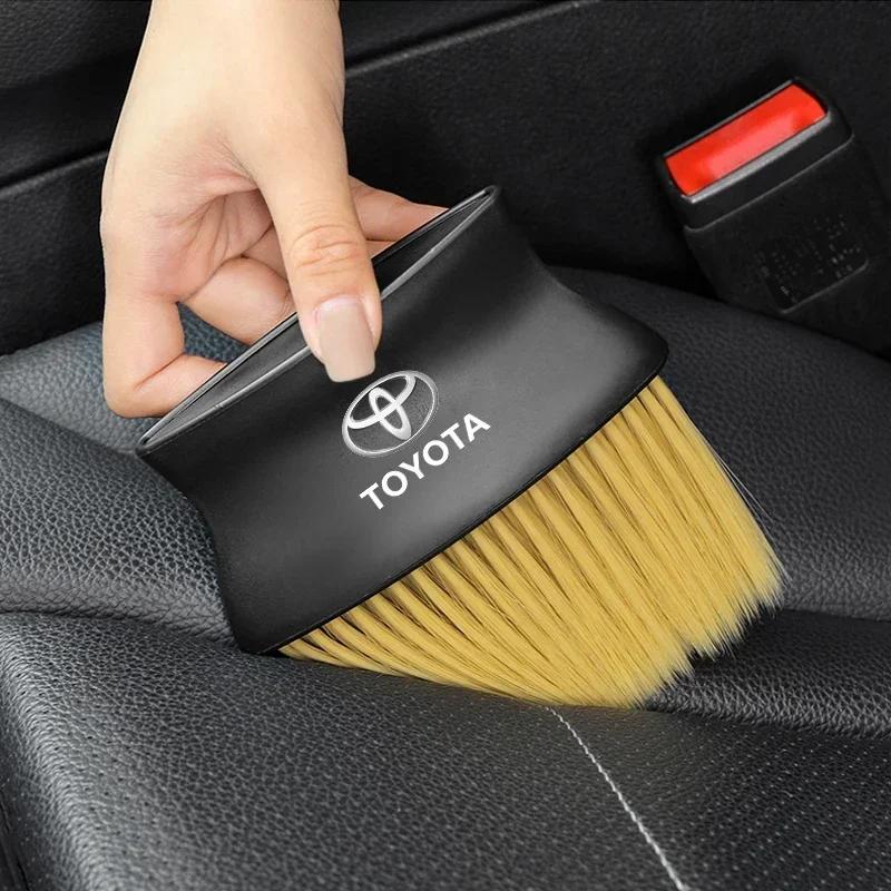 1Pcs Car Dedusting Brush Air Outlet Cleaning Brush Car Accessories for TRD Toyota Corolla Yaris Aygo GT86 Gr Prius RAV4 Camry Auris